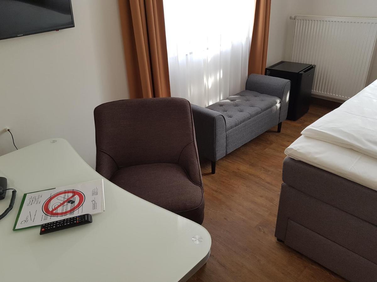 Hotel Primavera Parco Fürth Buitenkant foto