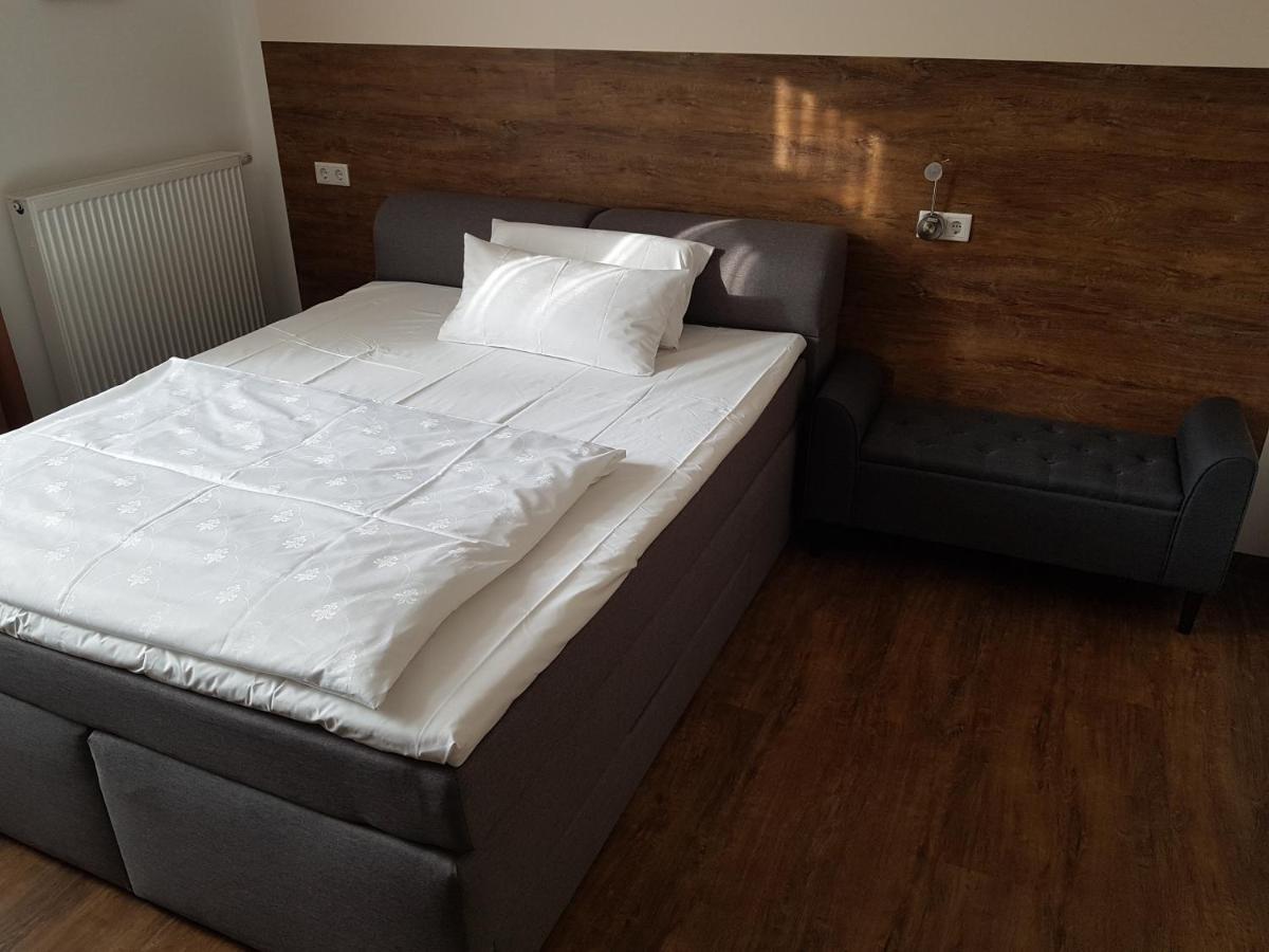 Hotel Primavera Parco Fürth Buitenkant foto