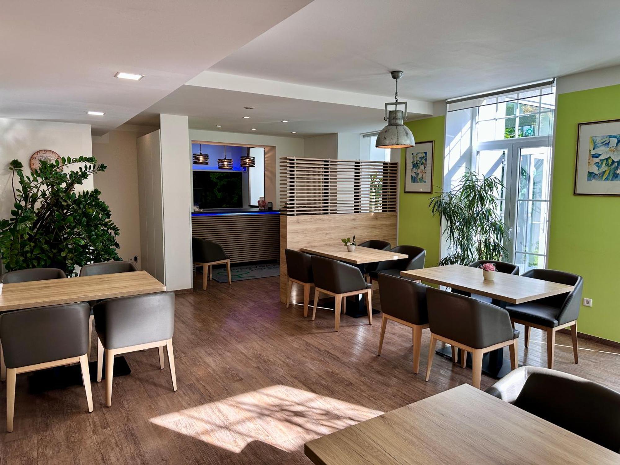 Hotel Primavera Parco Fürth Buitenkant foto
