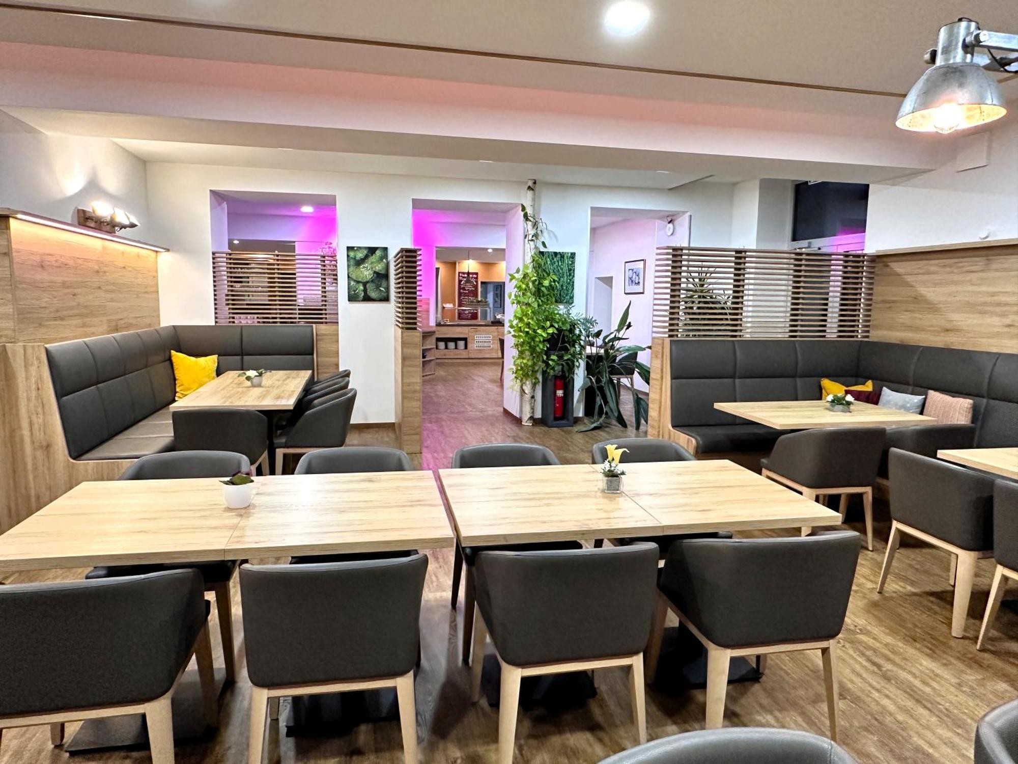 Hotel Primavera Parco Fürth Buitenkant foto