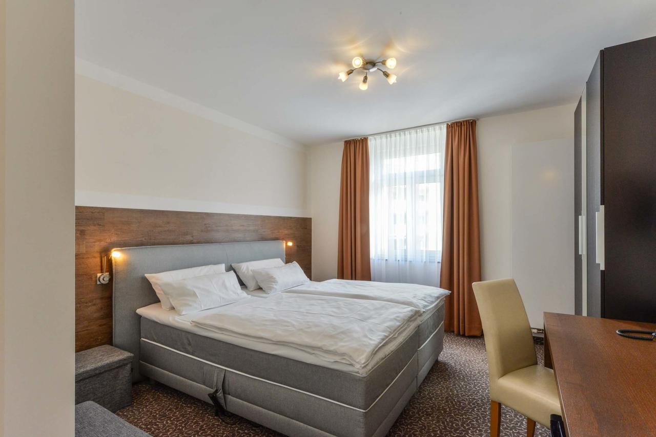 Hotel Primavera Parco Fürth Buitenkant foto